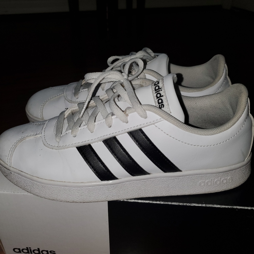 Adidas Sneaker